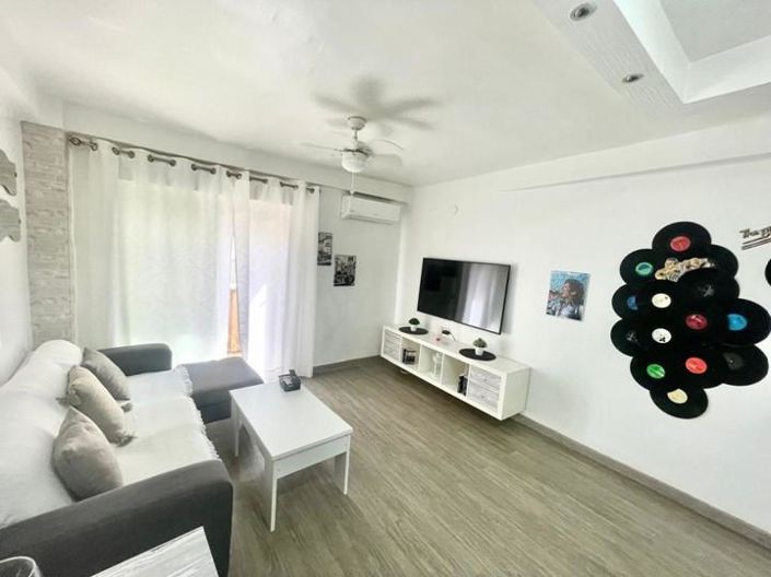 Image No.1-Propriété de 1 chambre à vendre à Nerja
