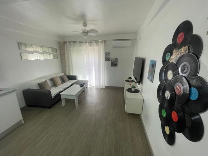 Image No.5-1 Bed Property for sale