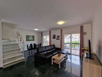 4143783-373c62c5