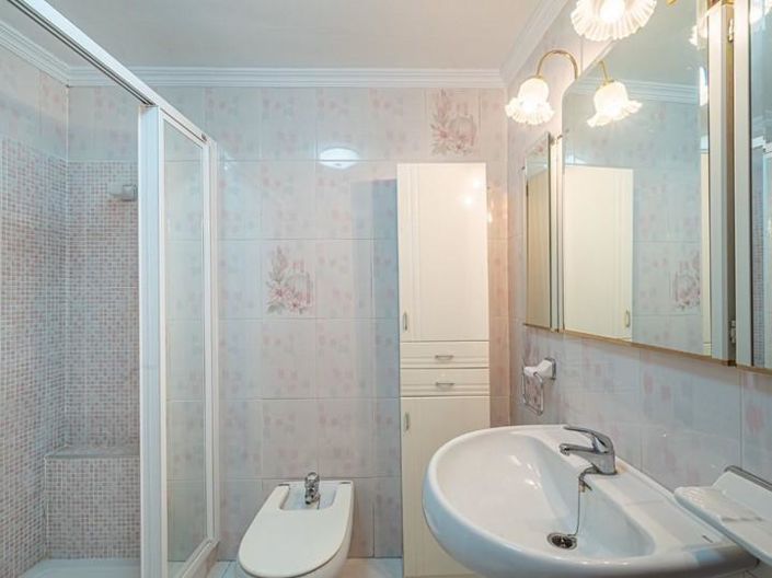 Image No.18-Propriété de 4 chambres à vendre à Malaga