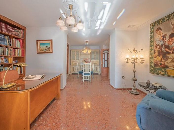 Image No.5-Propriété de 4 chambres à vendre à Malaga