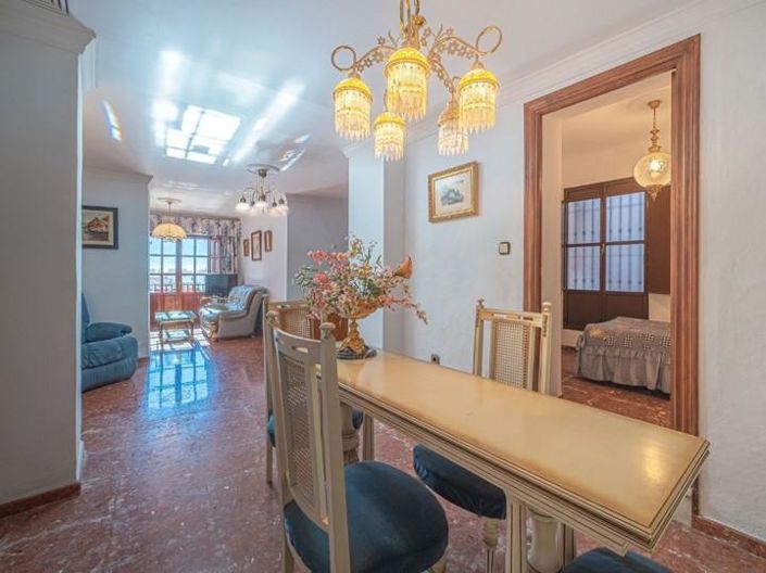 Image No.8-Propriété de 4 chambres à vendre à Malaga