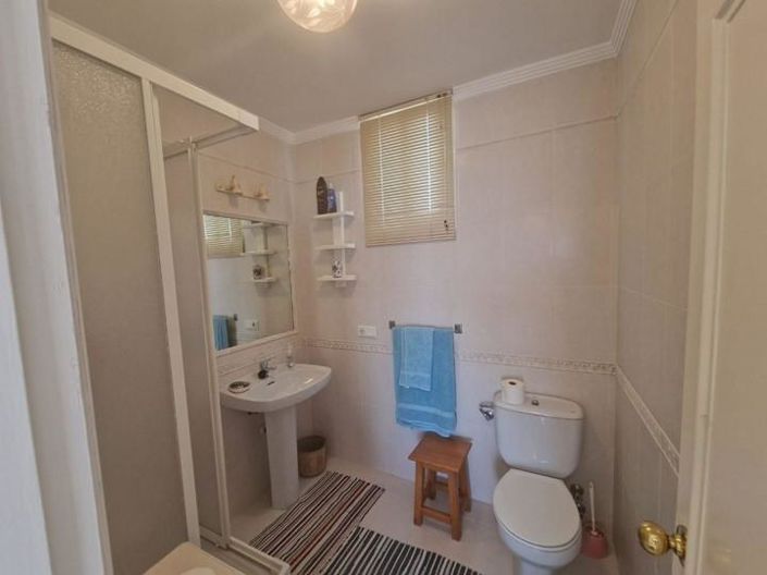 Image No.27-4 Bed Property for sale