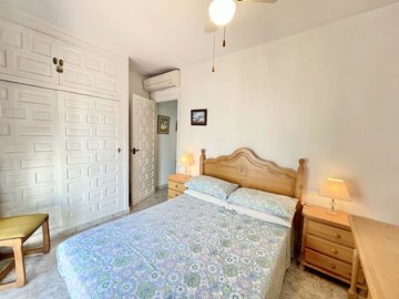 4159770-3ba8e9ab