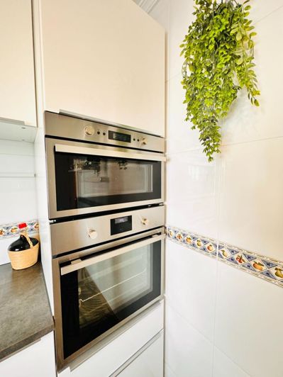 Image No.12-3 Bed Property for sale