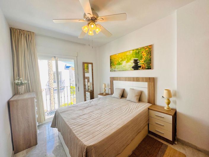 Image No.23-3 Bed Property for sale