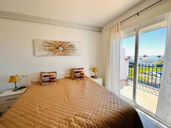 Image No.31-3 Bed Property for sale