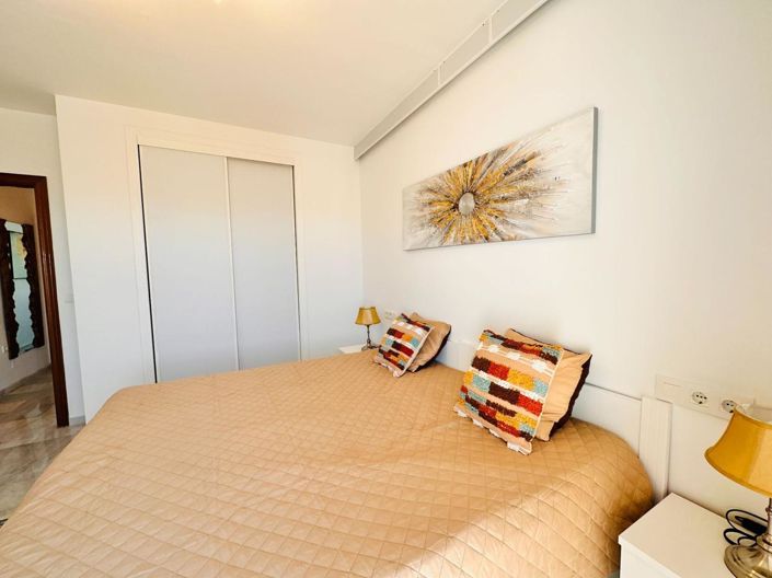 Image No.33-3 Bed Property for sale