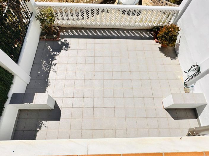 Image No.48-3 Bed Property for sale