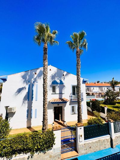 Image No.51-3 Bed Property for sale