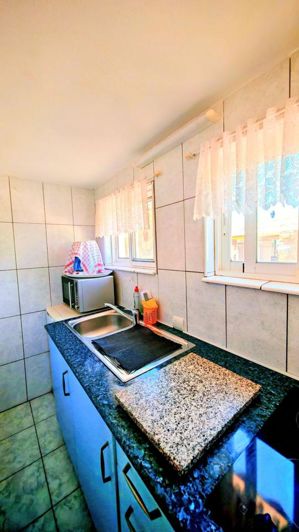 Image No.16-3 Bed Property for sale