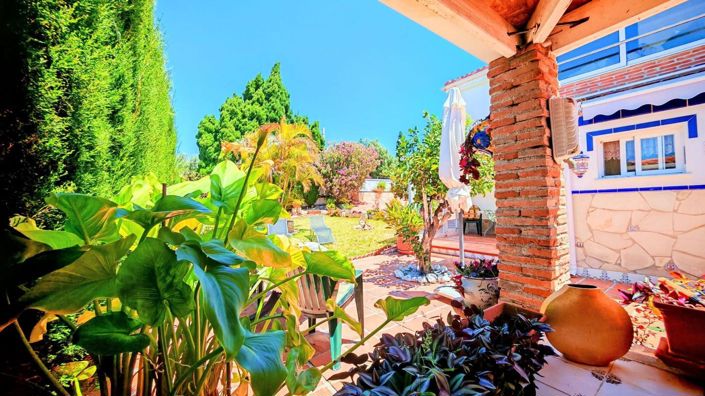 Image No.27-3 Bed Property for sale