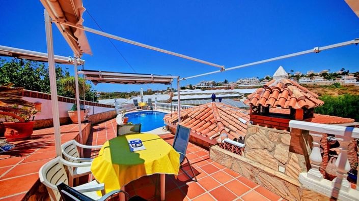 Image No.37-3 Bed Property for sale