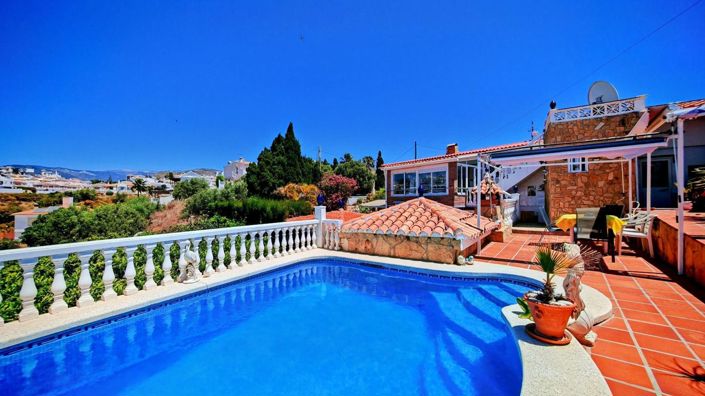 Image No.4-3 Bed Property for sale