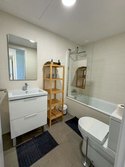 Image No.11-3 Bed Property for sale