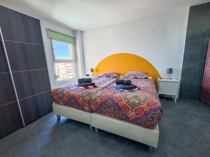 Image No.13-3 Bed Property for sale