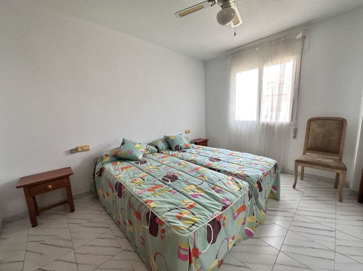 Image No.10-3 Bed Property for sale