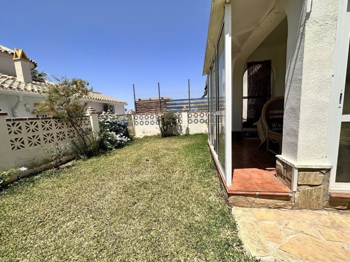 Image No.14-3 Bed Property for sale