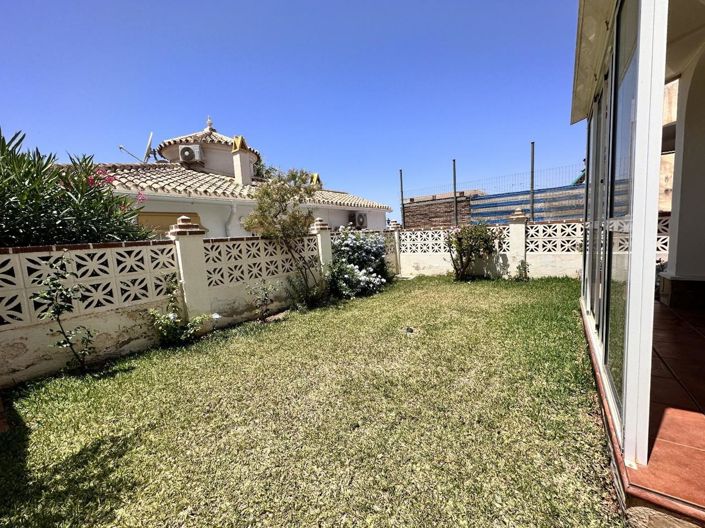 Image No.18-3 Bed Property for sale