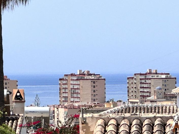 Image No.2-3 Bed Property for sale