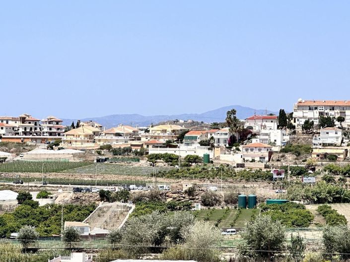 Image No.21-3 Bed Property for sale