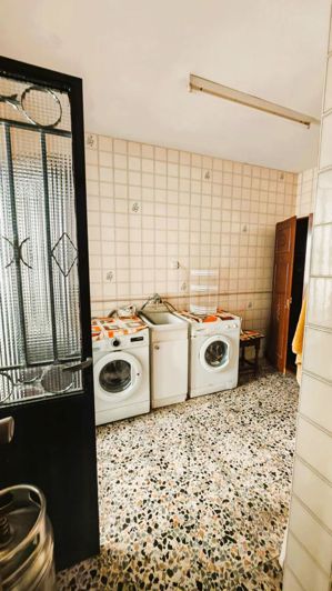 Image No.17-4 Bed Property for sale