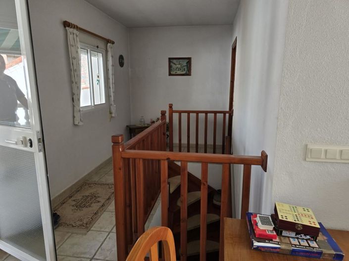 Image No.14-3 Bed Property for sale