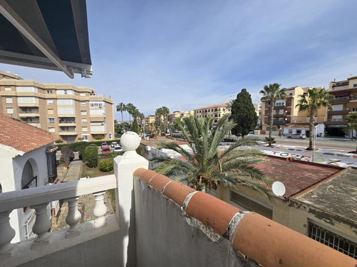 Image No.2-3 Bed Property for sale