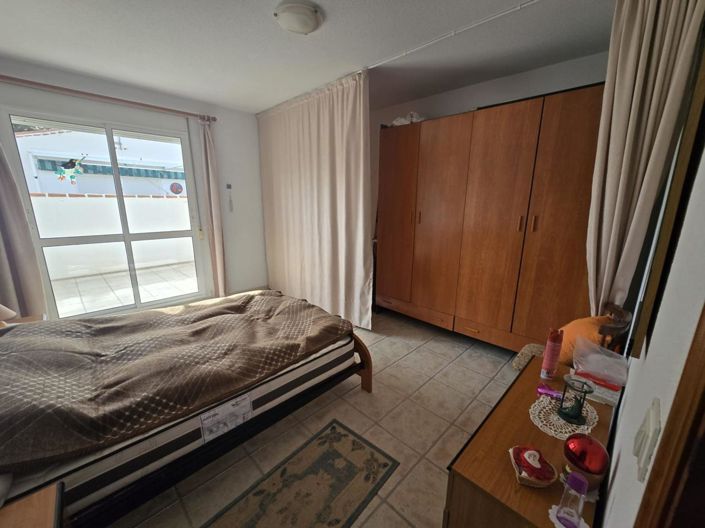 Image No.20-3 Bed Property for sale