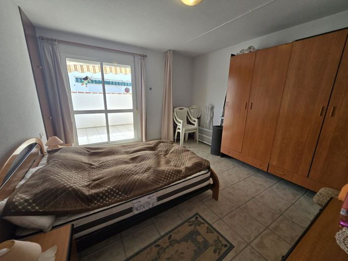 Image No.21-3 Bed Property for sale