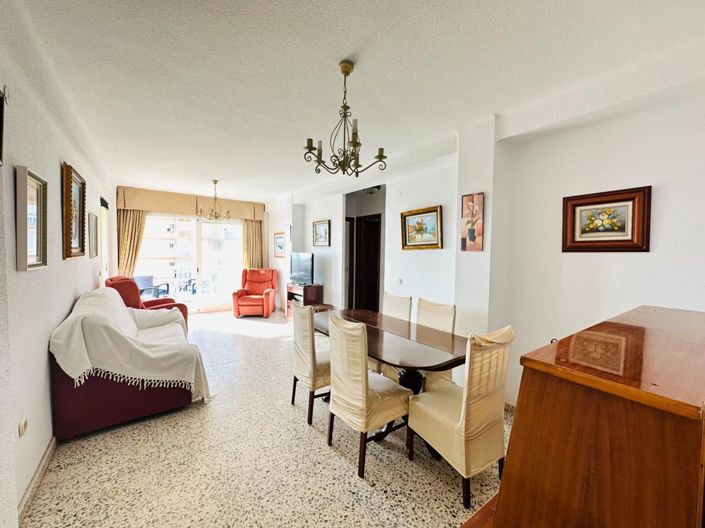 Image No.7-2 Bed Property for sale