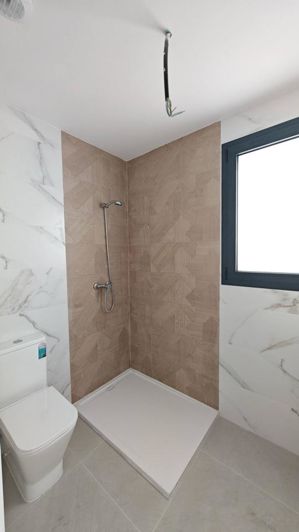 Image No.7-3 Bed Property for sale