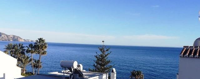 Image No.2-13 Bed Property for sale