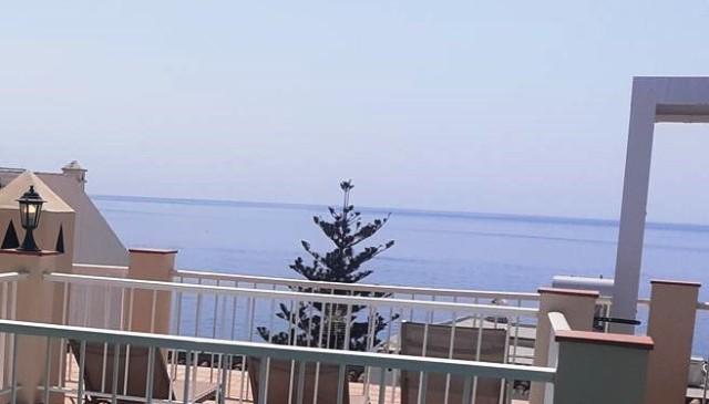 Image No.3-13 Bed Property for sale