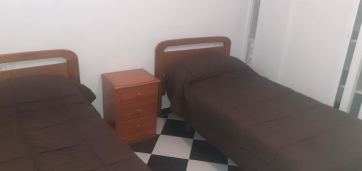 Image No.27-3 Bed Property for sale