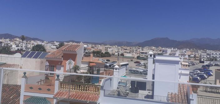 Image No.41-3 Bed Property for sale