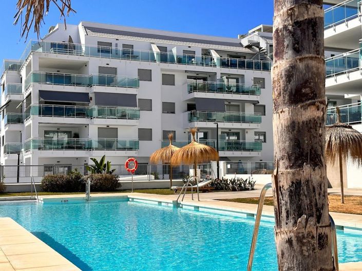 Image No.2-2 Bed Property for sale