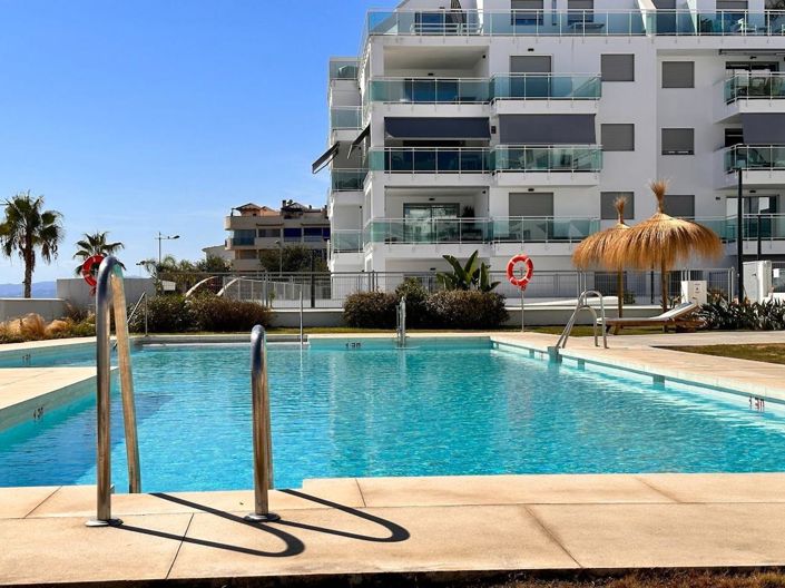 Image No.23-2 Bed Property for sale