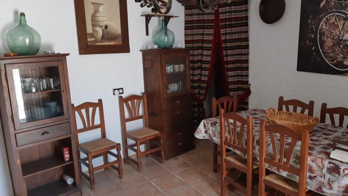 Image No.9-3 Bed Property for sale