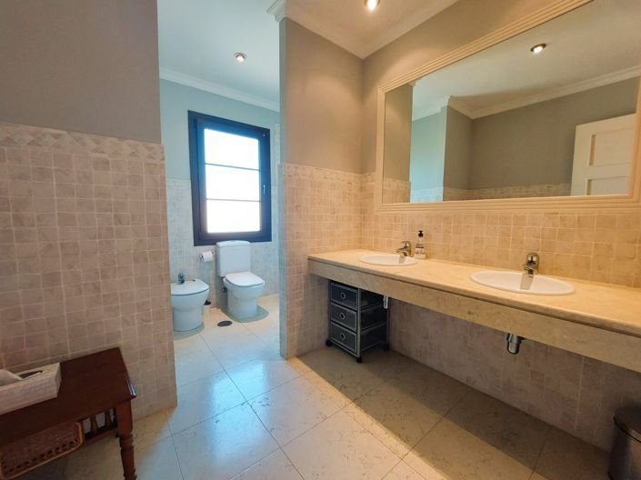 Image No.29-2 Bed Apartment for sale