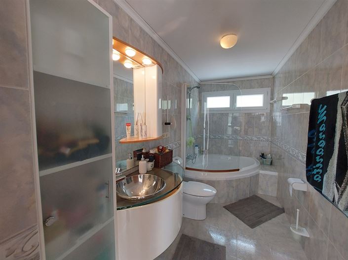 Image No.26-4 Bed Villa for sale