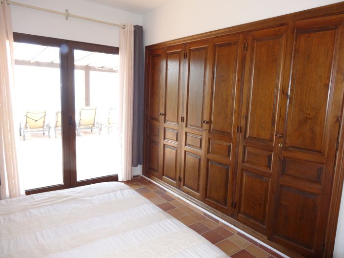 Image No.25-4 Bed Villa for sale