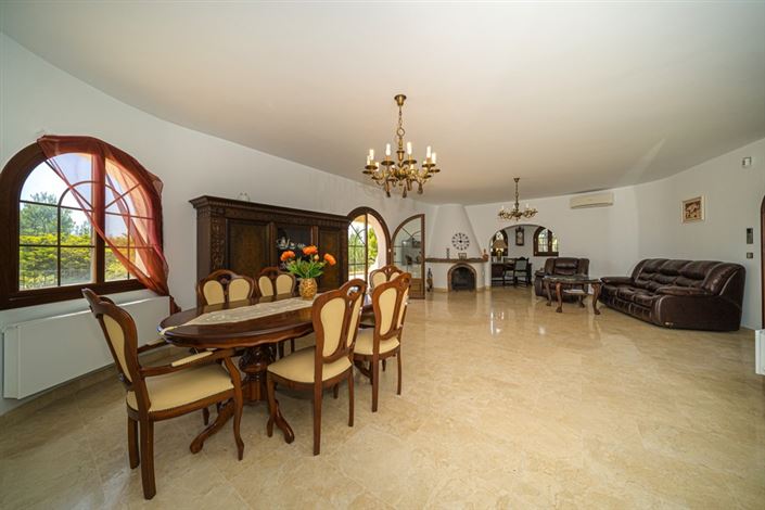 Image No.17-4 Bed Villa for sale