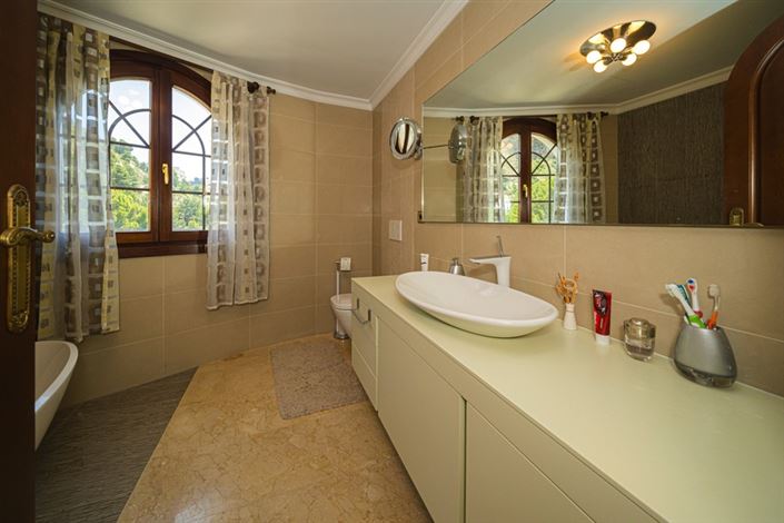 Image No.38-4 Bed Villa for sale