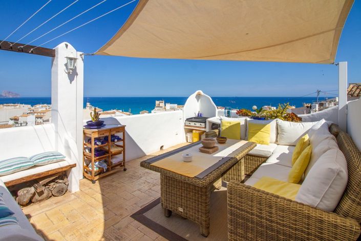 Image No.28-4 Bed House for sale