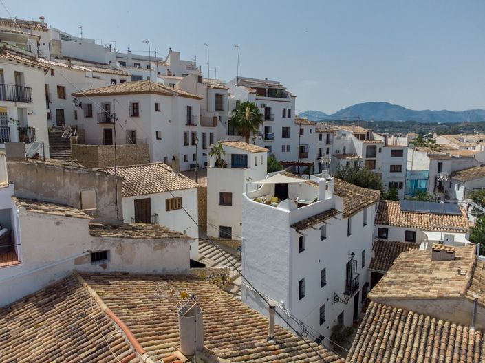 Image No.39-4 Bed House for sale