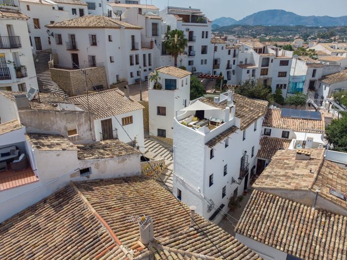 Image No.43-4 Bed House for sale