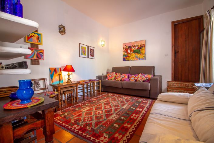 Image No.7-4 Bed House for sale