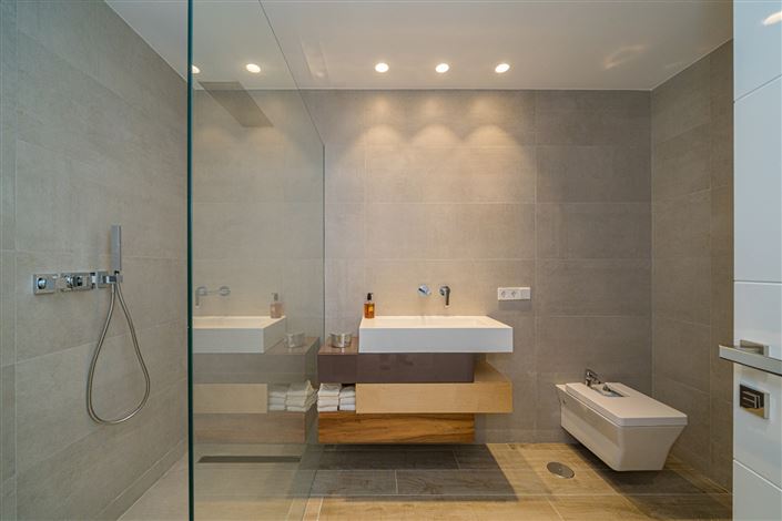 Image No.27-3 Bed Villa for sale