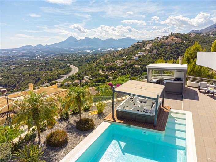 Image No.55-3 Bed Villa for sale